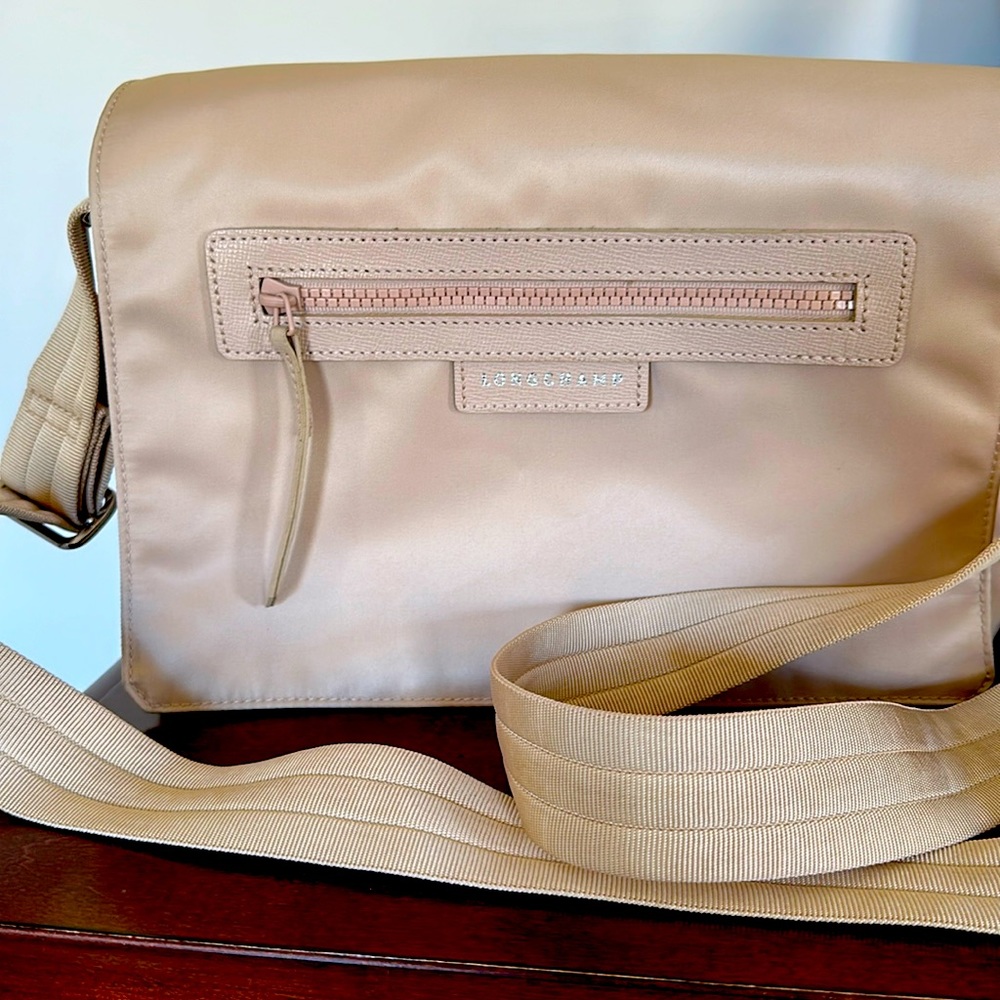 Longchamp medium crossbody messenger. New without tags. Never used.